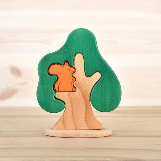 Wooden tree with squirrel