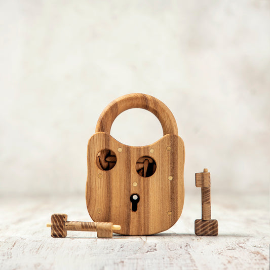 Wooden Lock with 2 Keys